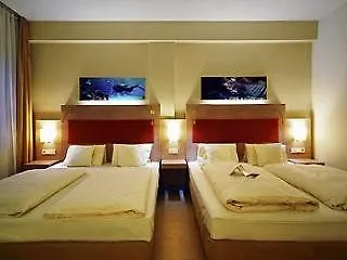 MERCURE Hotel Airport München Aufkirchen 3*,  Alemania